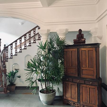 Blue Swan Inn أونا واتونا المظهر الخارجي الصورة
