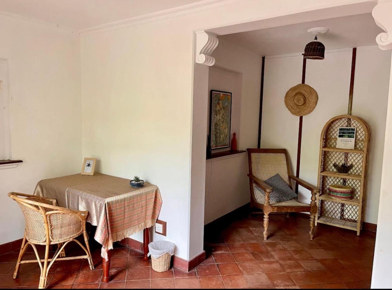 Blue Swan Inn أونا واتونا المظهر الخارجي الصورة